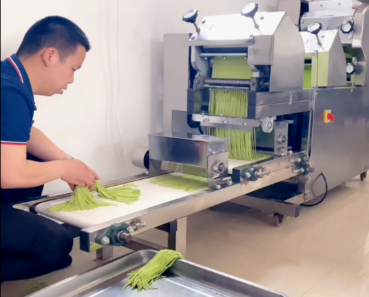 鮮面條機怎么做果蔬面