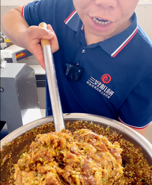 有理論沒實踐的坑別踩，仿手工包子機教面餡工藝