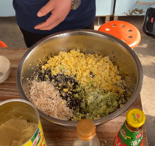 仿手工餃子機(jī)怎么做素餡