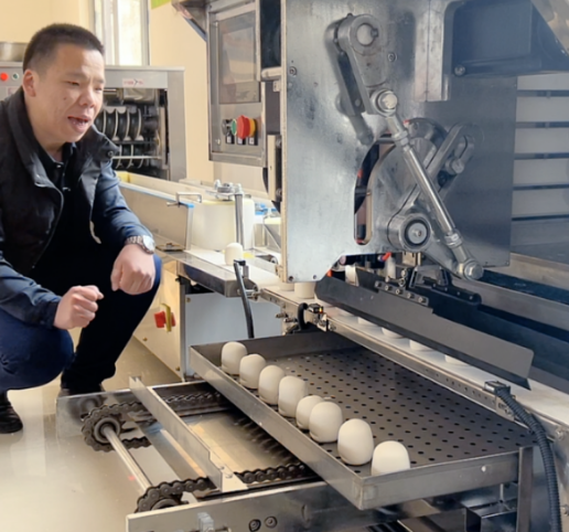 三好饅頭機流水線