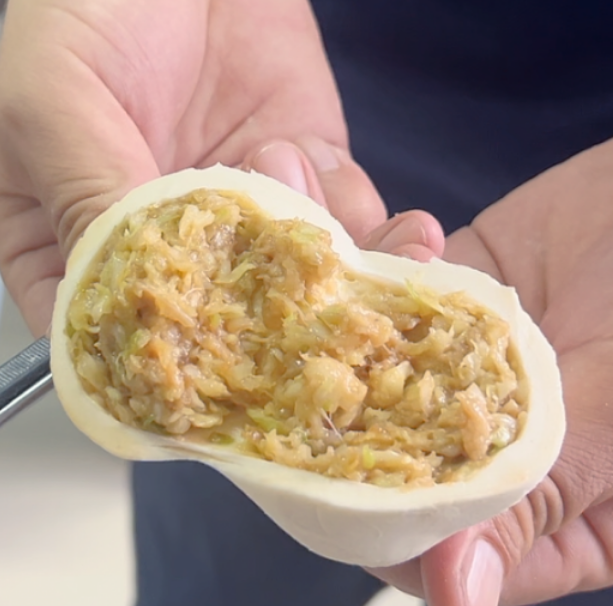 三好包子機和剁肉機結(jié)合做的包子